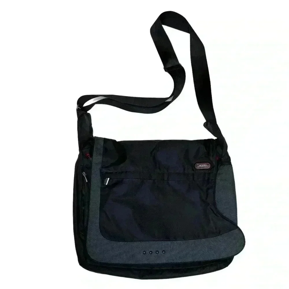 Tumi Tech bag 5112D padded laptop expandable bag unisex travel by messenger bag
